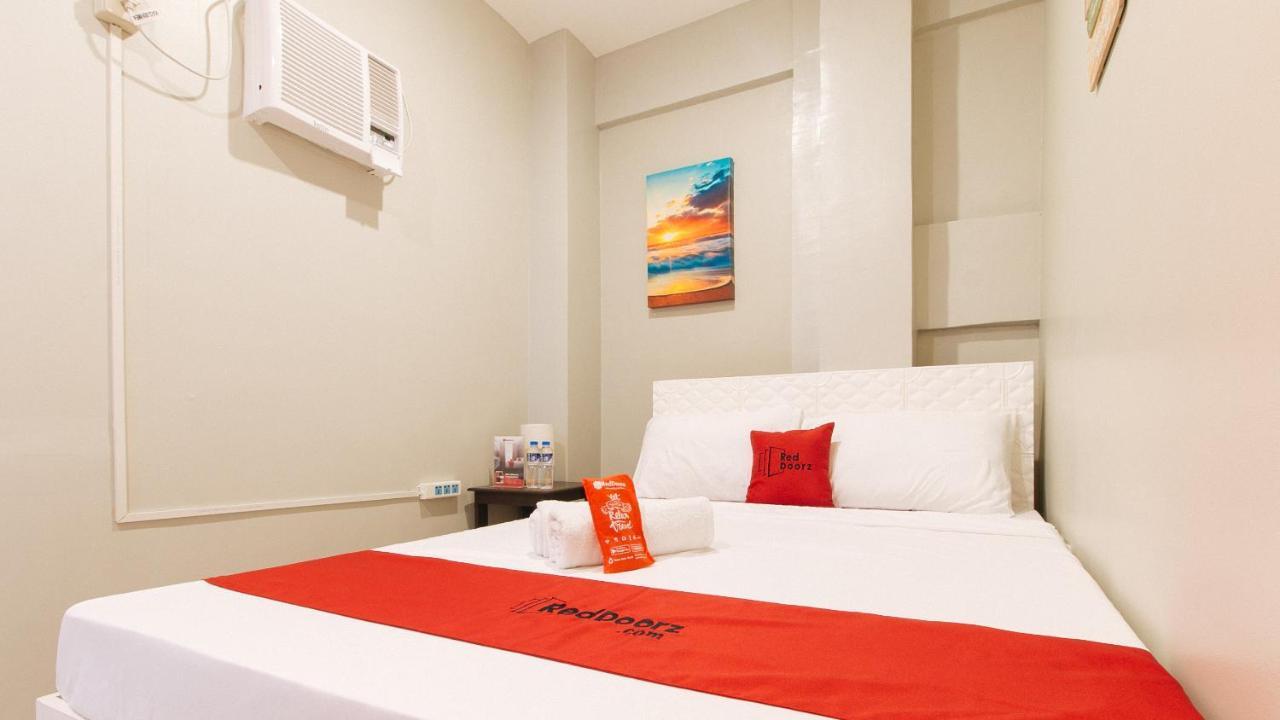 Hotel Reddoorz Near Christ The King Medical Center Manila Esterno foto